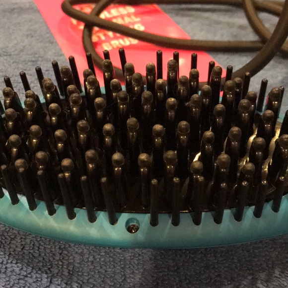 Philosophy of Hair Thermal Styling Brush - Picture 7 of 8